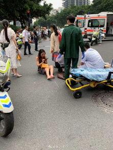 行人吵架路人吃瓜视频,路人“吃瓜”见证人间百态